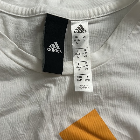 Adidas yellow tank top and shorts set - Picture 3 of 3